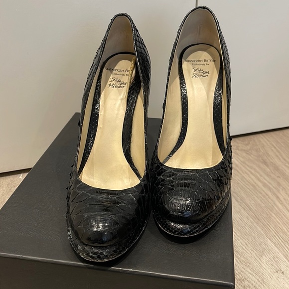Alexandre Birman Black Python Pumps - Picture 1 of 5